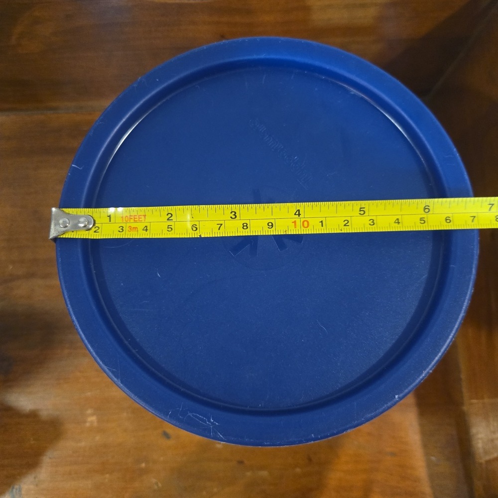 Tupperware Bold 'n Blue One Touch "C" Canister - Picture 4 of 7